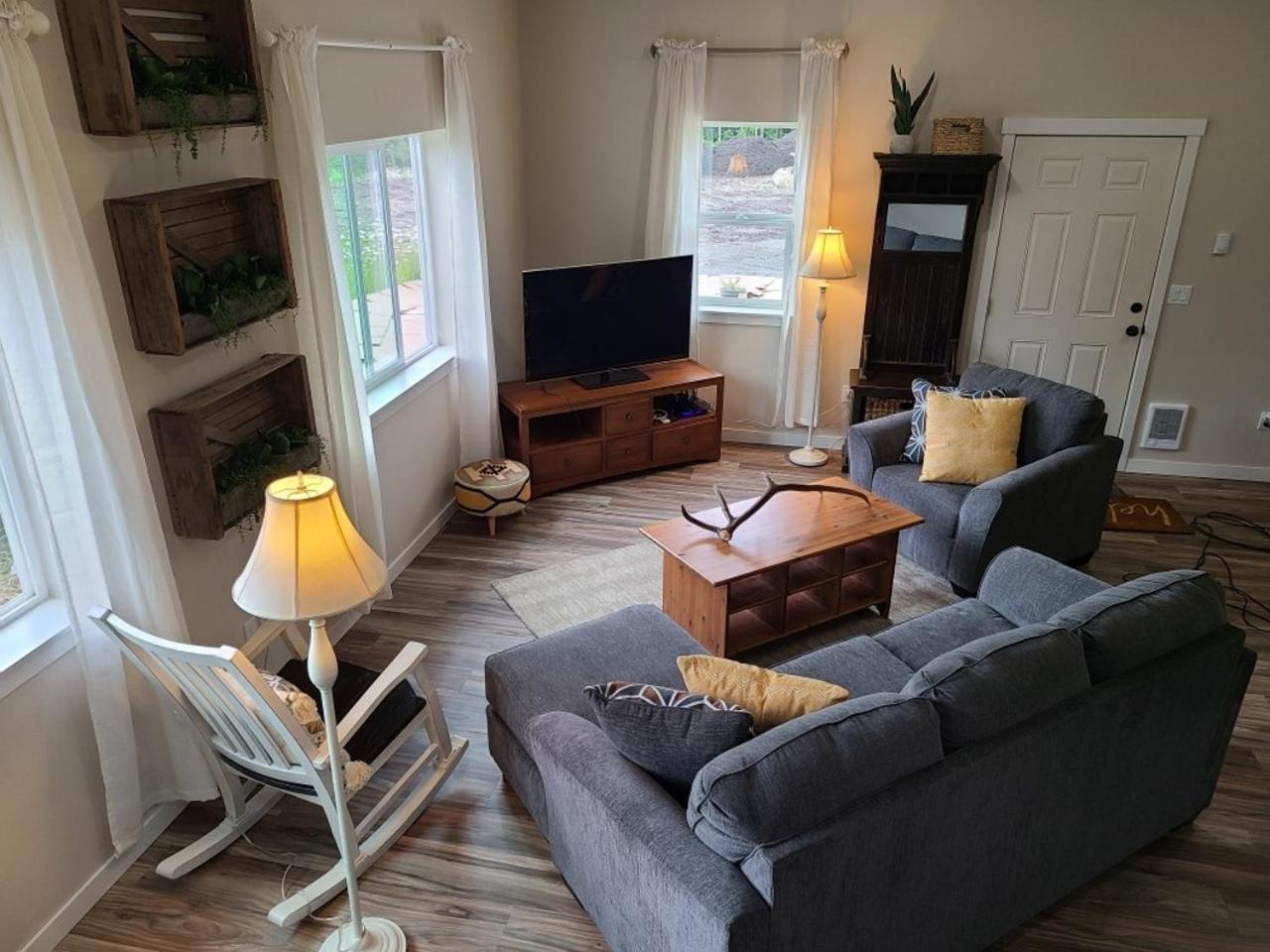 Stunning Mt Rainier Views!Tahoma Ridge Cottage Eatonville Ngoại thất bức ảnh